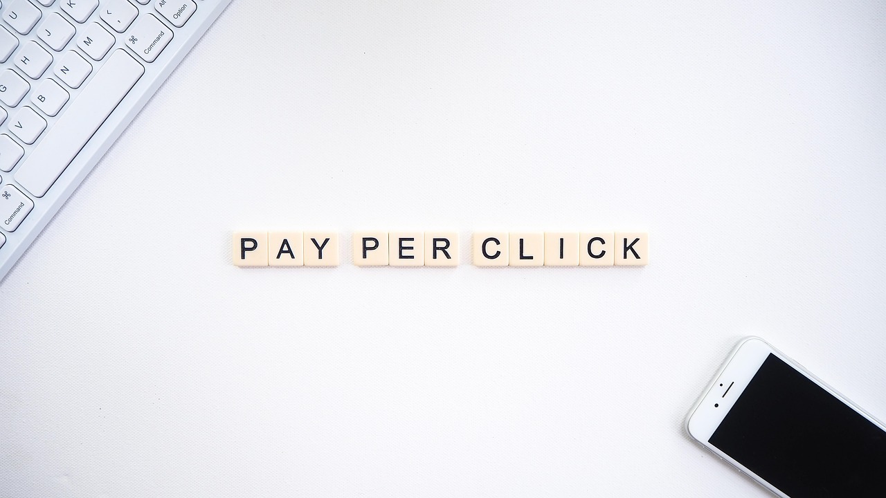 targeted ad campaigns to drive traffic and conversion